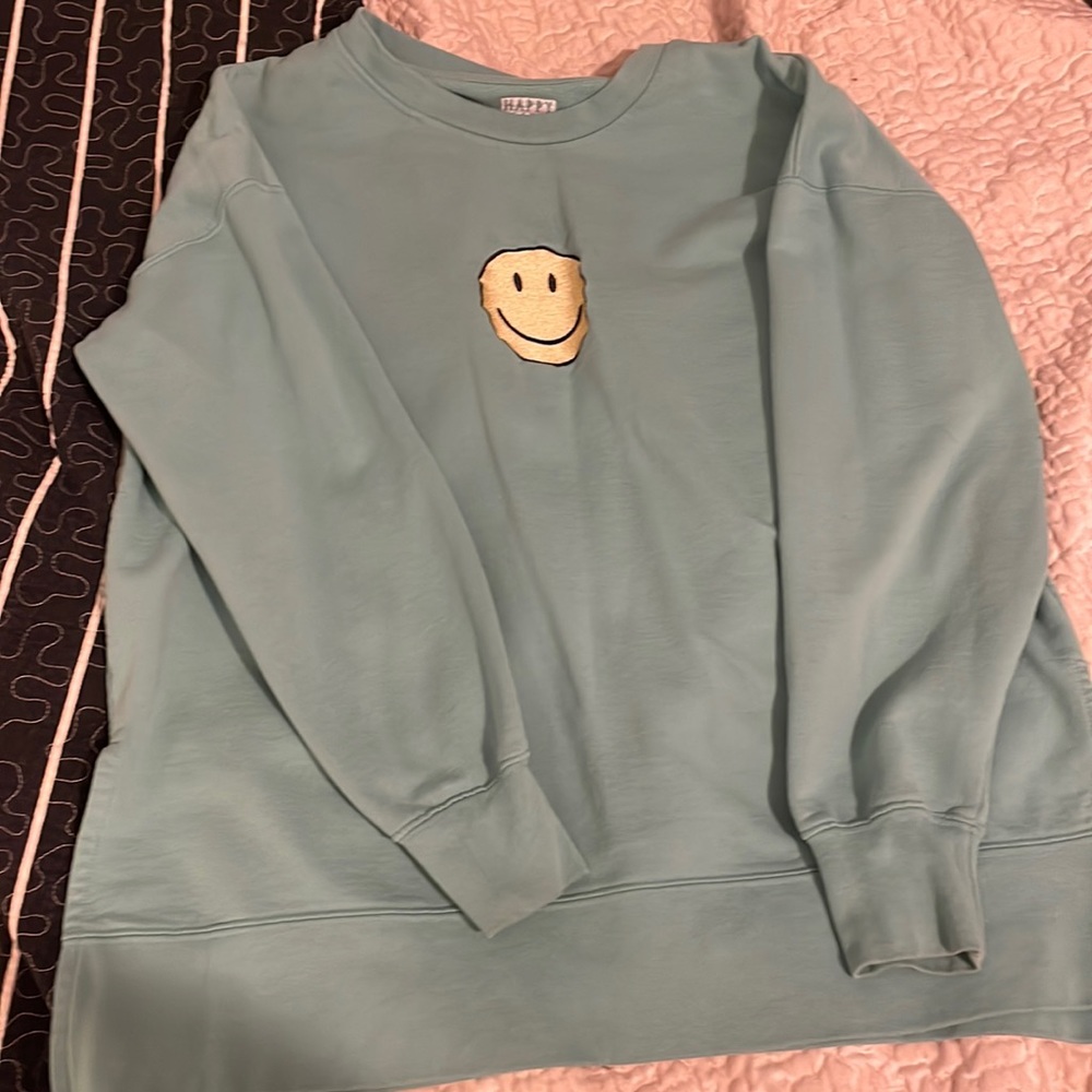 smiley face sweatshirt- teens OR women’s!!